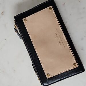 India Hicks Black and Tan Takeout Wallet